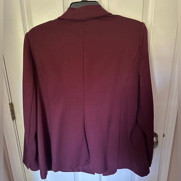 Lane Bryant Maroon Ponte Blazer - Picture 4 of 7